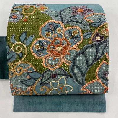 【美品】 名古屋帯 秀品 紬地 草花 花唐草 金糸 刺繍 灰緑 正絹 【中古】