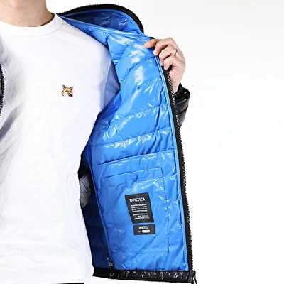 デュベティカ　ダウンジャケット