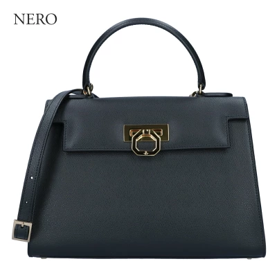 カルボッティ　エレナ