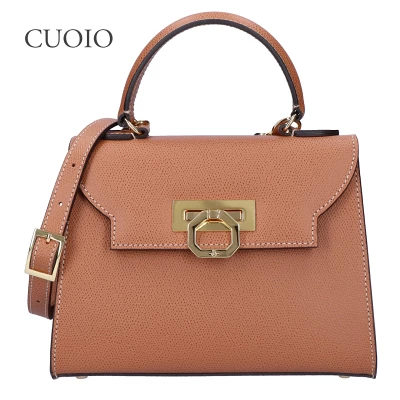 カルボッティ　エリカ